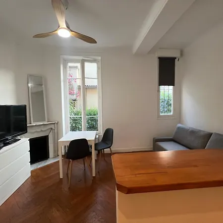 Appartement Au Calme Avec Jardin Nice